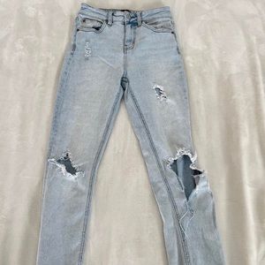 Super flexible BDG pants most comfiest pair of jeans, lots of room for moving